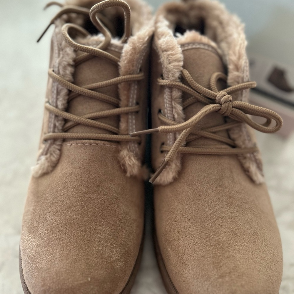 NIB Women’s. Ankle Boots 8.5